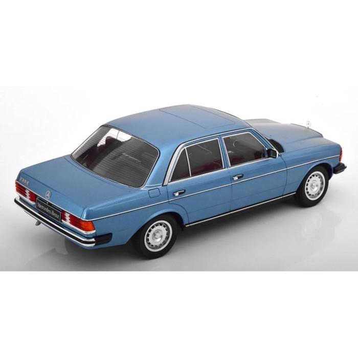 KK-Scale Mercedes-Benz 230 E (W123) - 1975 - Bl - KK-Scale - 1:18