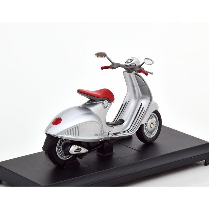 Welly Vespa 946 - 2014 - Silver - Welly - 1:18