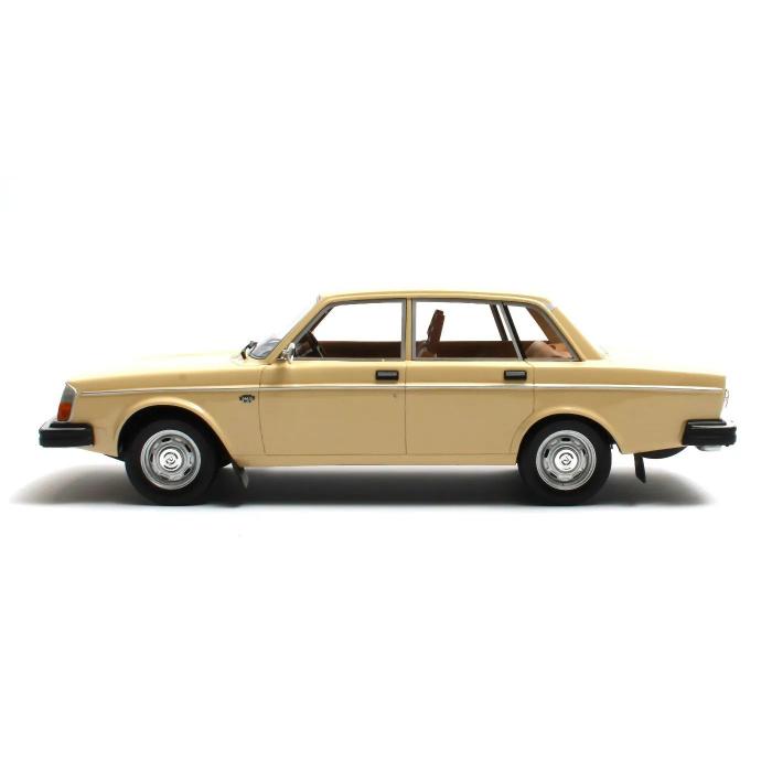 Cult Scale Models Volvo 244 DL - 1975 - Beige - Cult Scale Models - 1:18