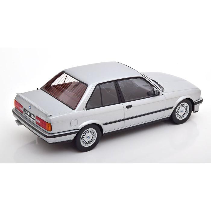 KK-Scale BMW 325i M-Paket 1 - 1987 - KK-Scale - 1:18