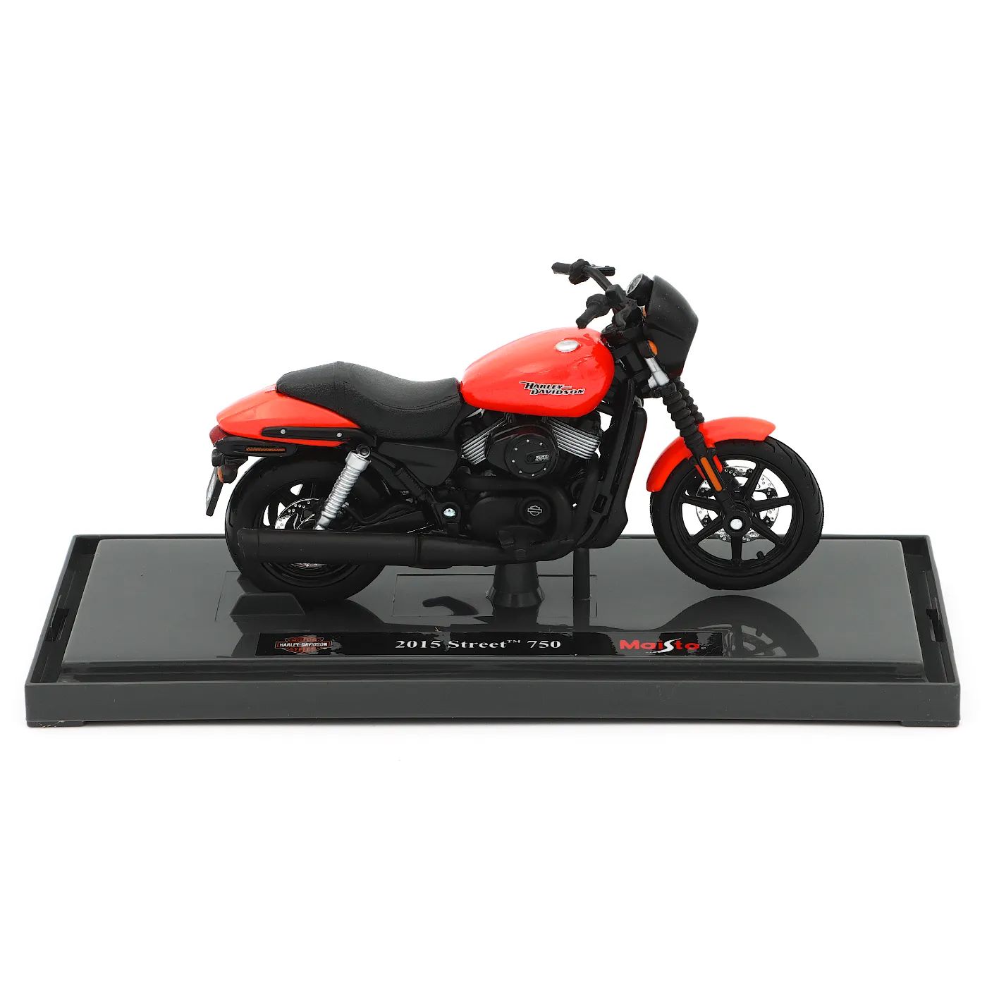 Läs mer om 2015 Street 750 - Harley-Davidson - Röd - Maisto - 1:18