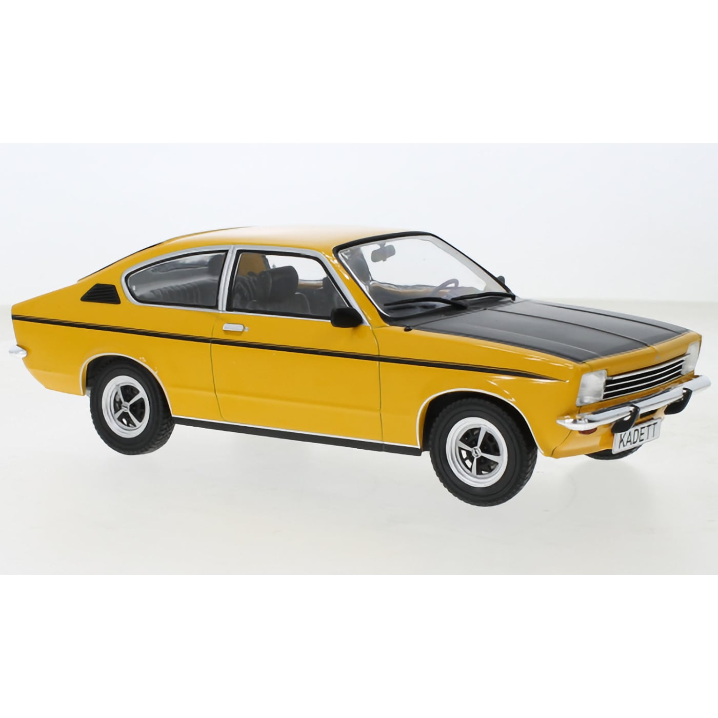 Läs mer om Opel Kadett C Coupe SR - 1975 - Gul - MCG - 1:18
